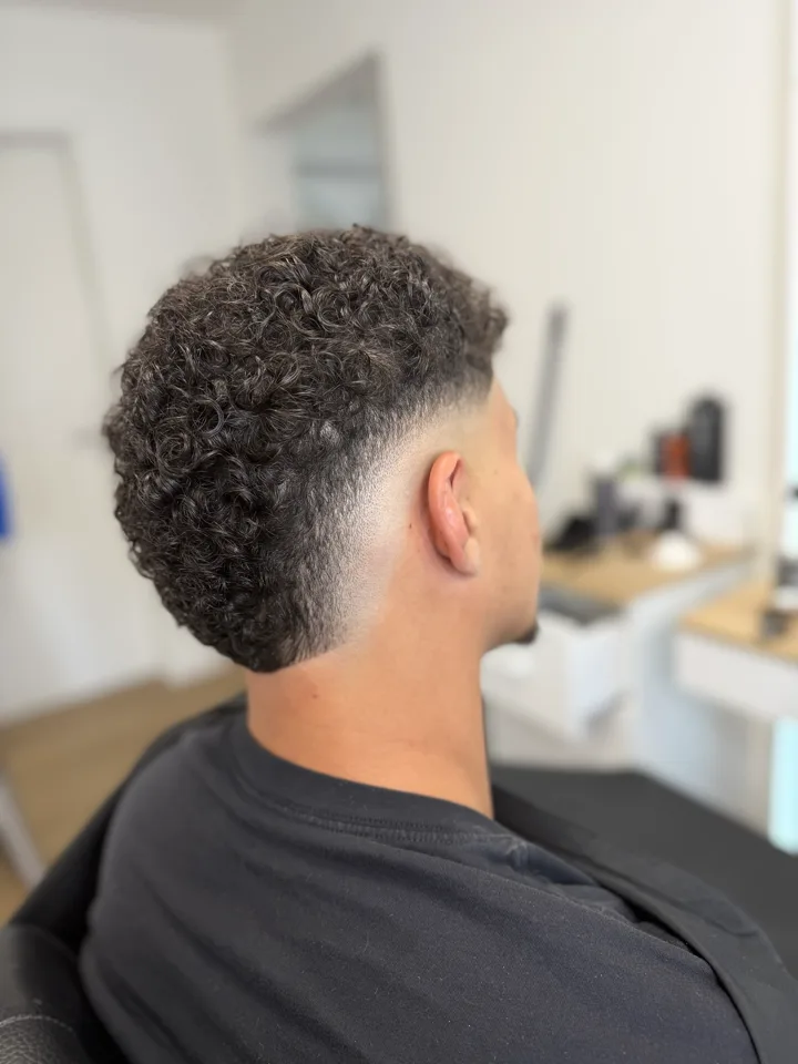 Frisur aus der Herren-Lounge
